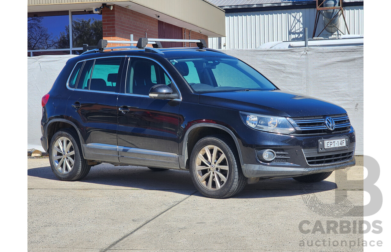 12/2014 Volkswagen Tiguan 130 TDI (4x4) 5NC MY15 4d Wagon Black 2.0L