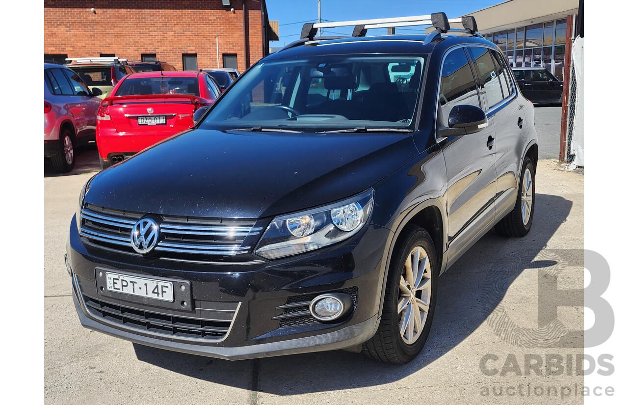 12/2014 Volkswagen Tiguan 130 TDI (4x4) 5NC MY15 4d Wagon Black 2.0L