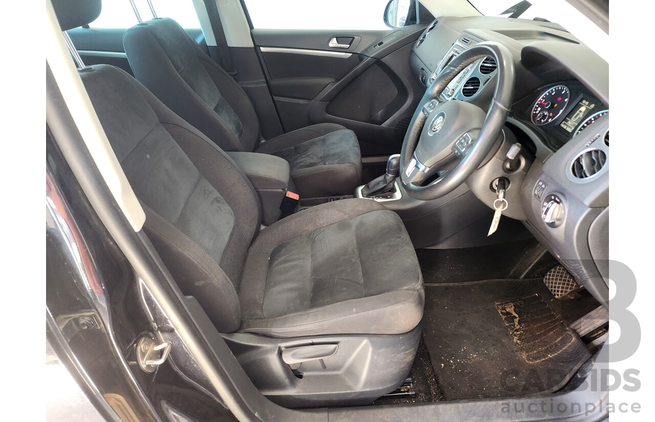 12/2014 Volkswagen Tiguan 130 TDI (4x4) 5NC MY15 4d Wagon Black 2.0L