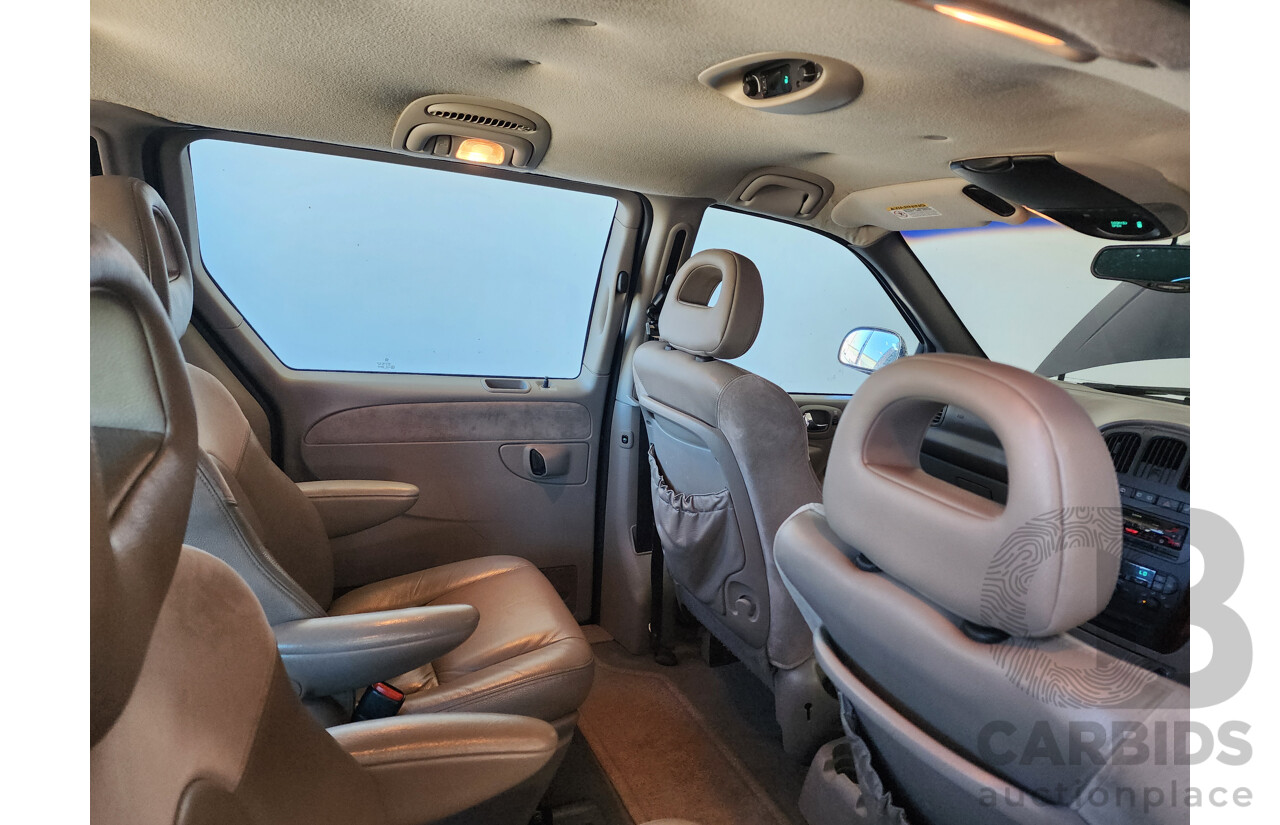 4/2002 Chrysler Grand Voyager Limited RG 4d Wagon Blue 3.3L
