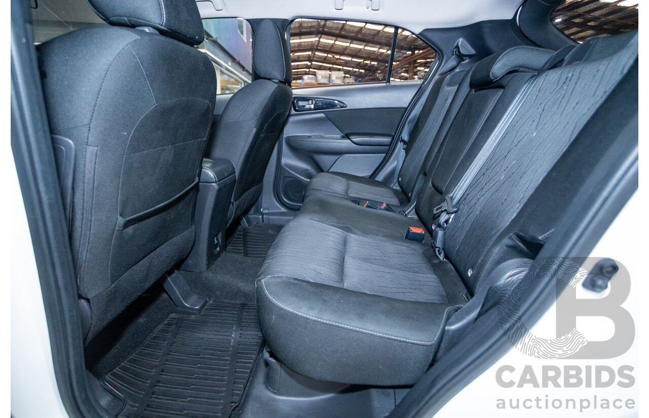 04/2019 Mitsubishi Eclipse Cross ES YA MY19 4D Wagon White Turbo1.5L