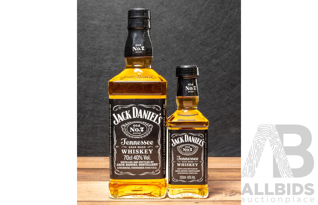 Jack Daniels Old No 7 Sour Mash Tennessee Whiskey X 2