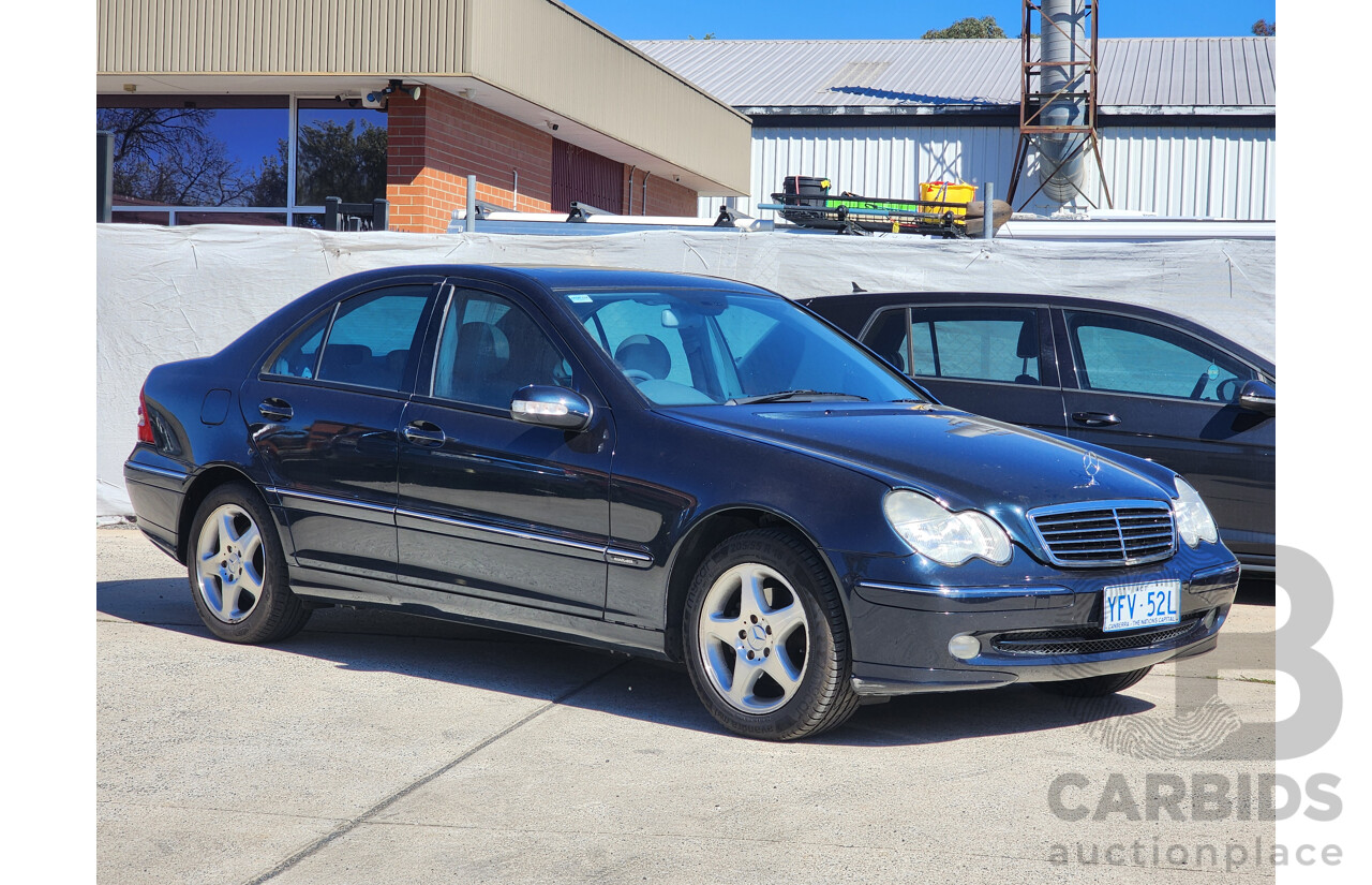 7/2002 Mercedes-Benz C240 Avantgarde W203 4d Sedan Green 2.6L