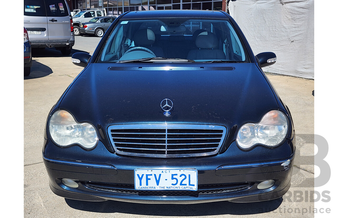 7/2002 Mercedes-Benz C240 Avantgarde W203 4d Sedan Green 2.6L