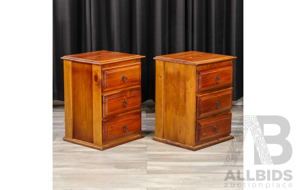 Modern Pine Three Piece Bedroom Suite Inc Pair of Bedsides and Tall Boy