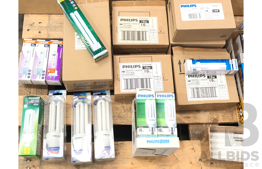 Large Selection of Fluorescent and Metal Halide Light Globes - New