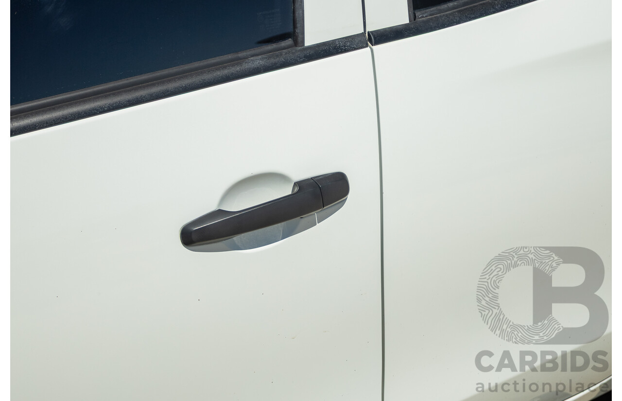 02/2016 Mitsubishi Triton GLX (4x4) MQ MY16 UPGRADE Dual Cab Utility White Turbo Diesel 2.4L