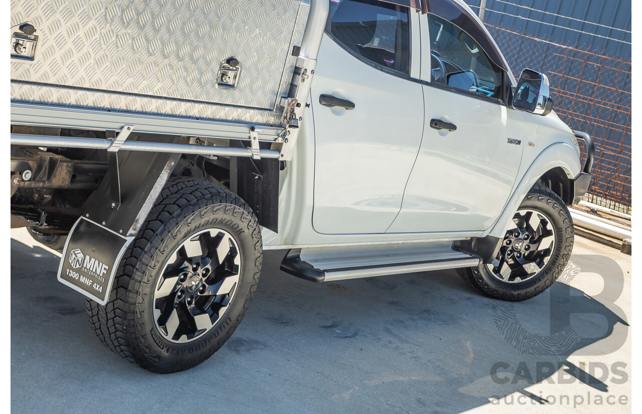 02/2016 Mitsubishi Triton GLX (4x4) MQ MY16 UPGRADE Dual Cab Utility White Turbo Diesel 2.4L