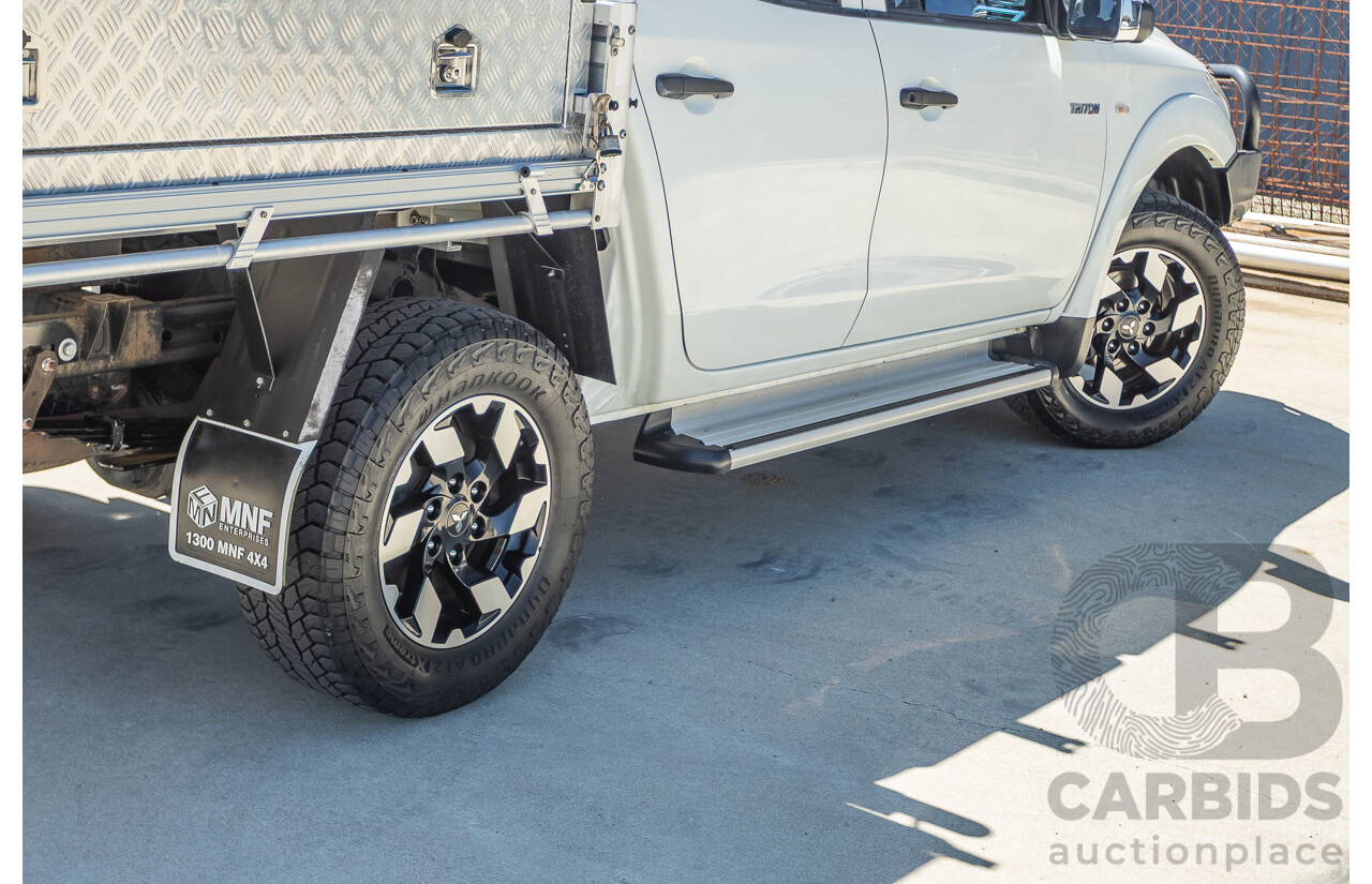02/2016 Mitsubishi Triton GLX (4x4) MQ MY16 UPGRADE Dual Cab Utility White Turbo Diesel 2.4L
