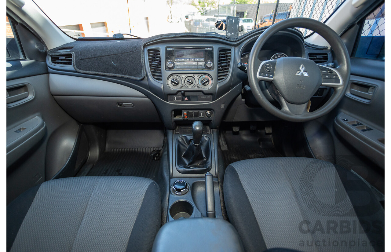 02/2016 Mitsubishi Triton GLX (4x4) MQ MY16 UPGRADE Dual Cab Utility White Turbo Diesel 2.4L