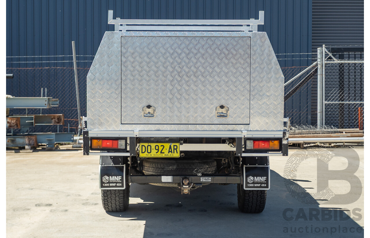 02/2016 Mitsubishi Triton GLX (4x4) MQ MY16 UPGRADE Dual Cab Utility White Turbo Diesel 2.4L