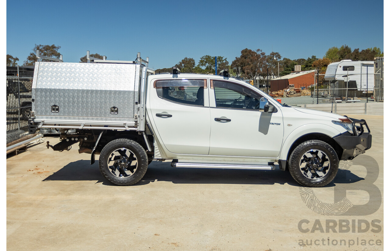 02/2016 Mitsubishi Triton GLX (4x4) MQ MY16 UPGRADE Dual Cab Utility White Turbo Diesel 2.4L