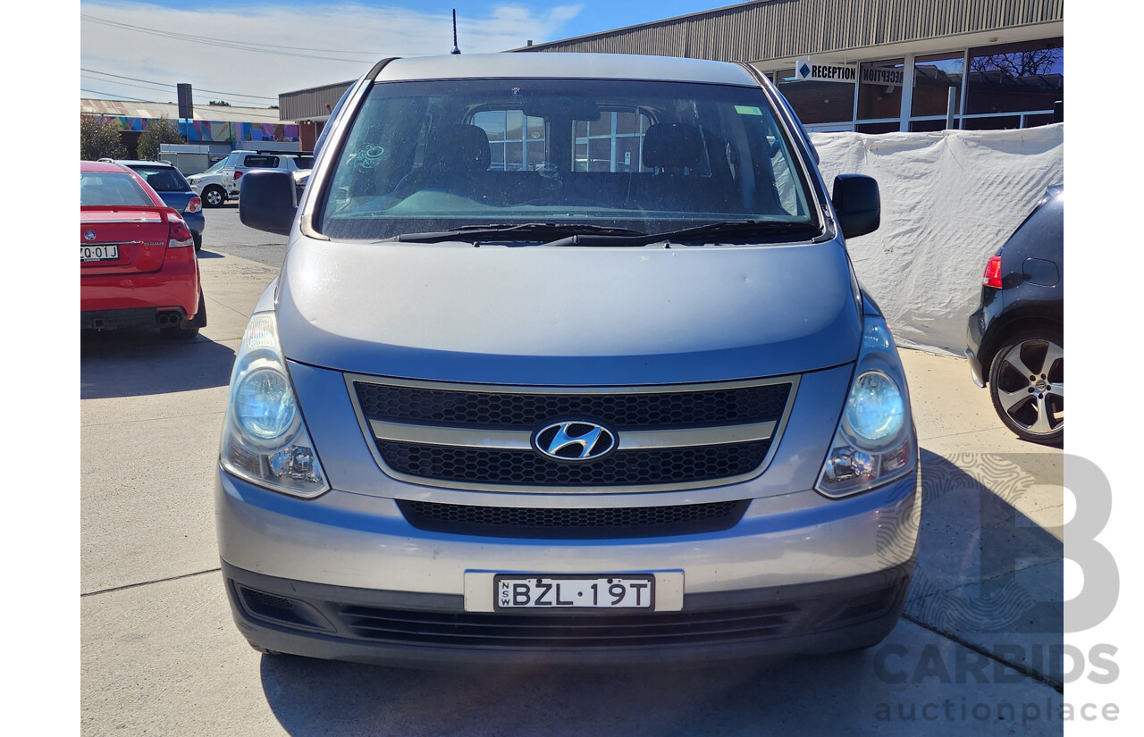 11/2011 Hyundai Iload CREW TQ MY11 4d Van Silver 2.5L