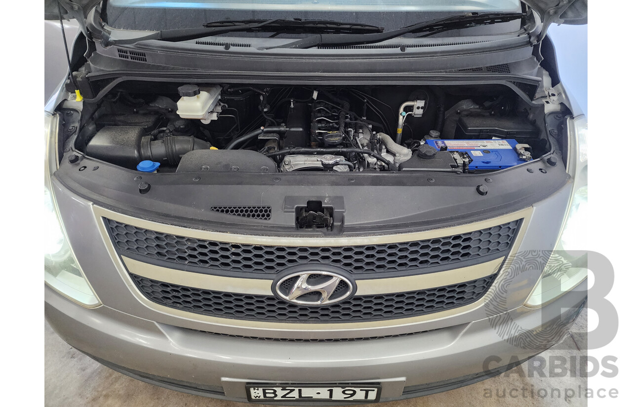 11/2011 Hyundai Iload CREW TQ MY11 4d Van Silver 2.5L