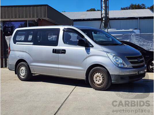 11/2011 Hyundai Iload CREW TQ MY11 4d Van Silver 2.5L