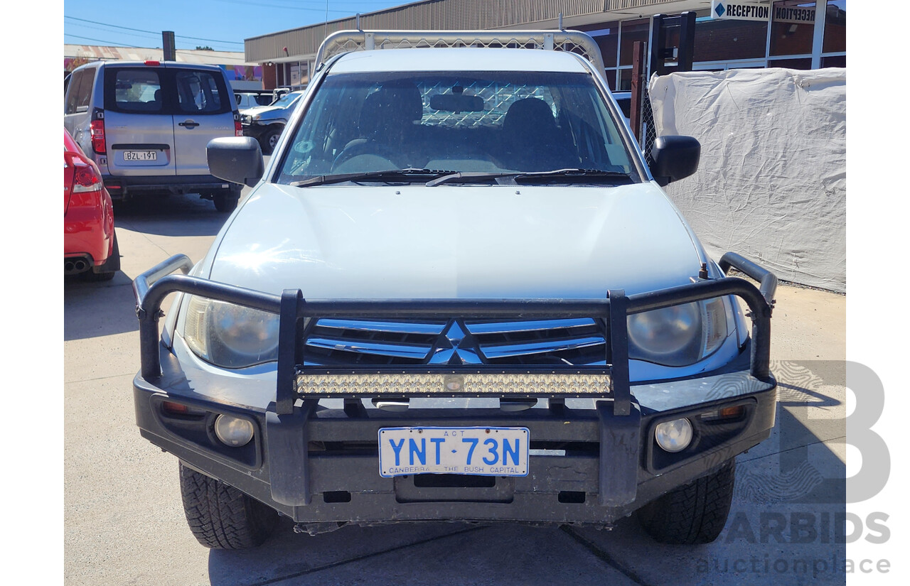 3/2012 Mitsubishi Triton GLX (4x4) MN MY12 Double Cab Utility White 2.5L