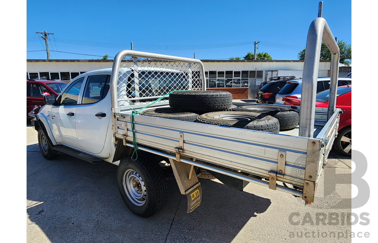 3/2012 Mitsubishi Triton GLX (4x4) MN MY12 Double Cab Utility White 2.5L