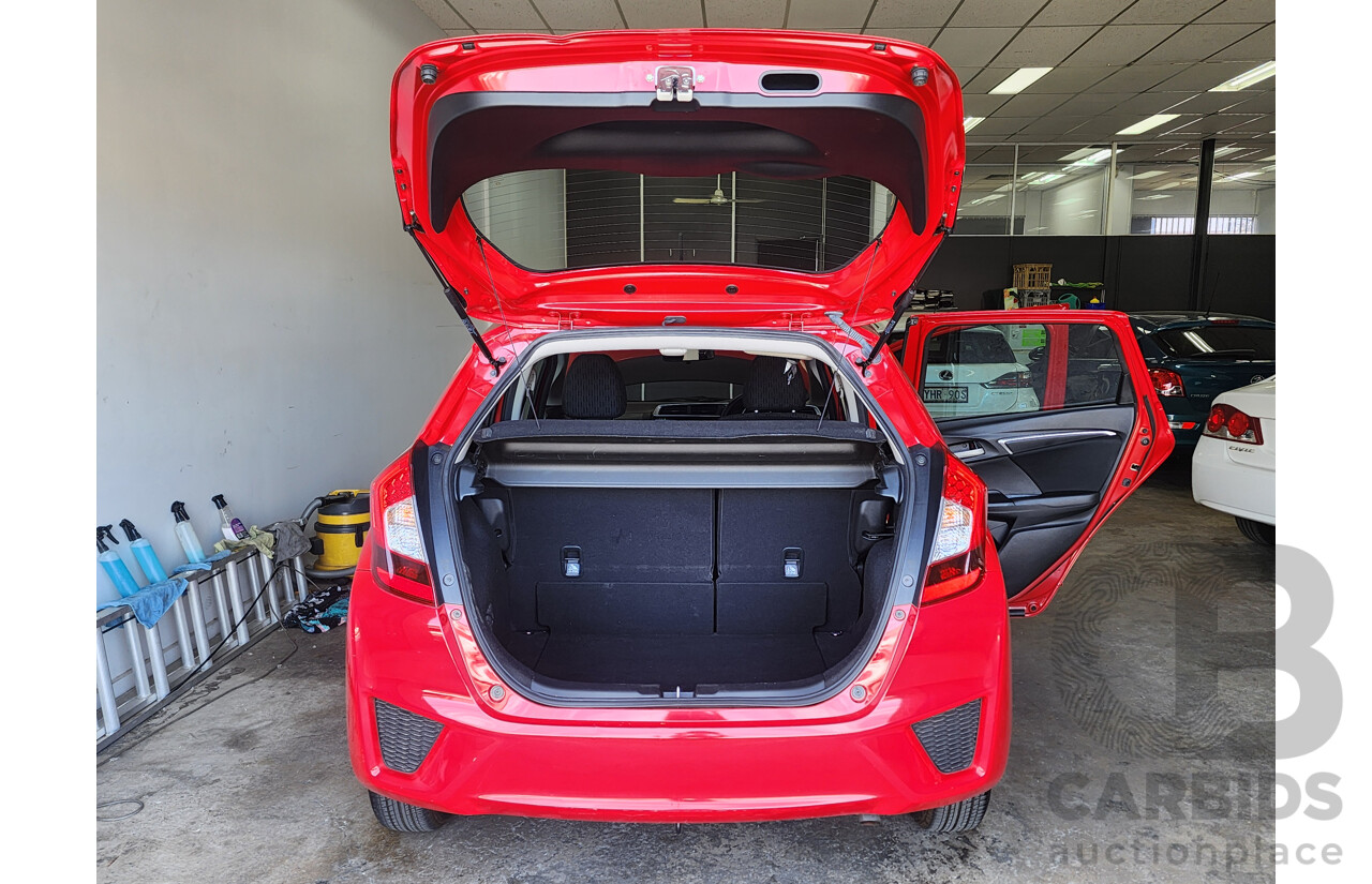 12/2015 Honda Jazz VTi GK MY15 5d Hatchback Red 1.5L