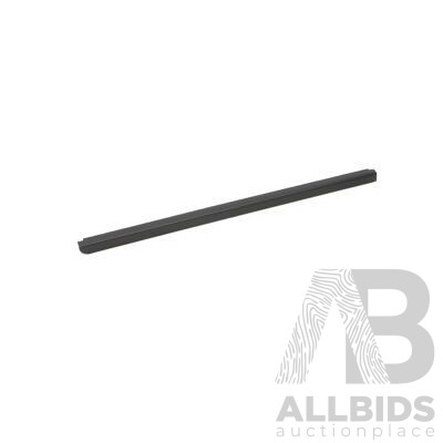 GM 20921215 Sealing Strip Assembly, Front Side Door Window Outer for GMC or Chevrolet GM 20921215 Sealing Strip Assembly, Front Side Door Window Outer for GMC or Chevrolet