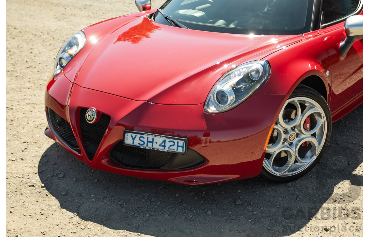 1/2016 Alfa Romeo 4C Spider 2d Convertible Alfa Red Turbo 1.7L