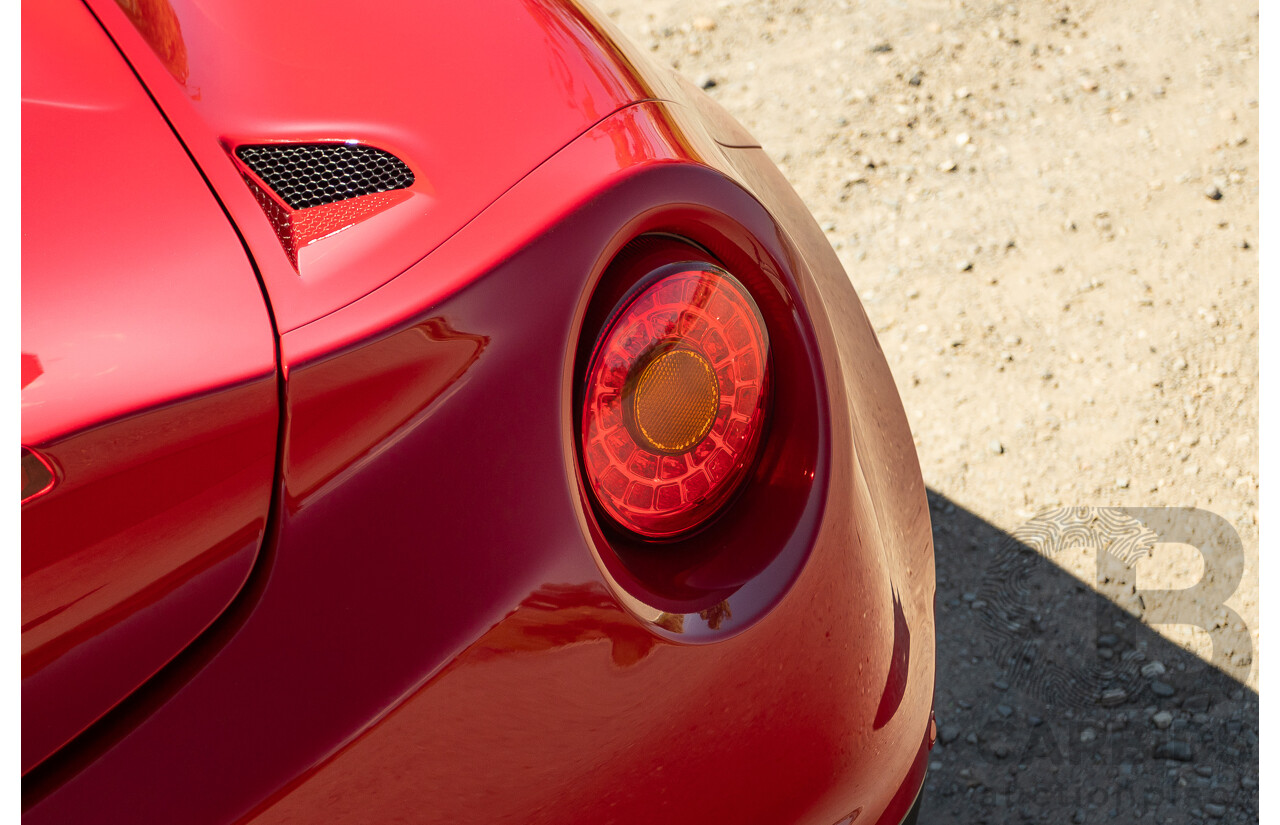 1/2016 Alfa Romeo 4C Spider 2d Convertible Alfa Red Turbo 1.7L