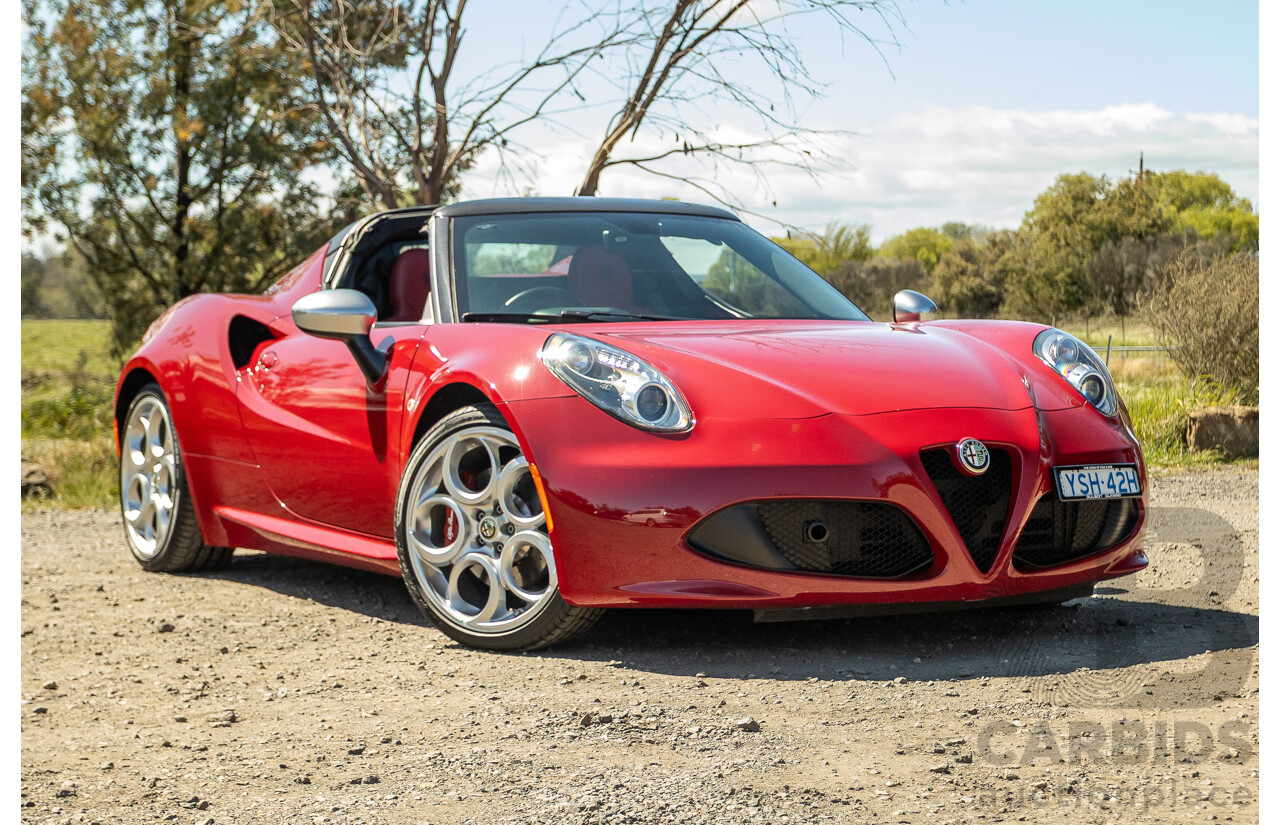 1/2016 Alfa Romeo 4C Spider 2d Convertible Alfa Red Turbo 1.7L