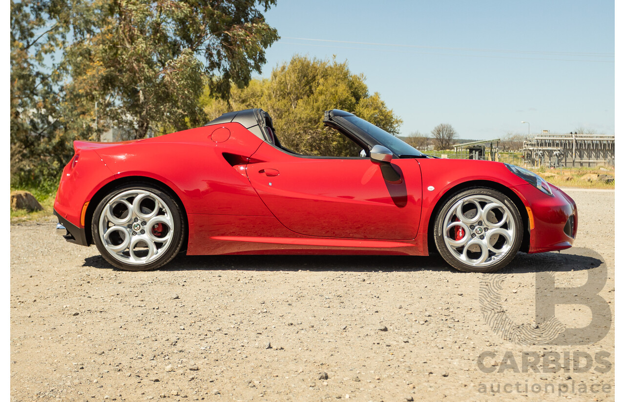 1/2016 Alfa Romeo 4C Spider 2d Convertible Alfa Red Turbo 1.7L