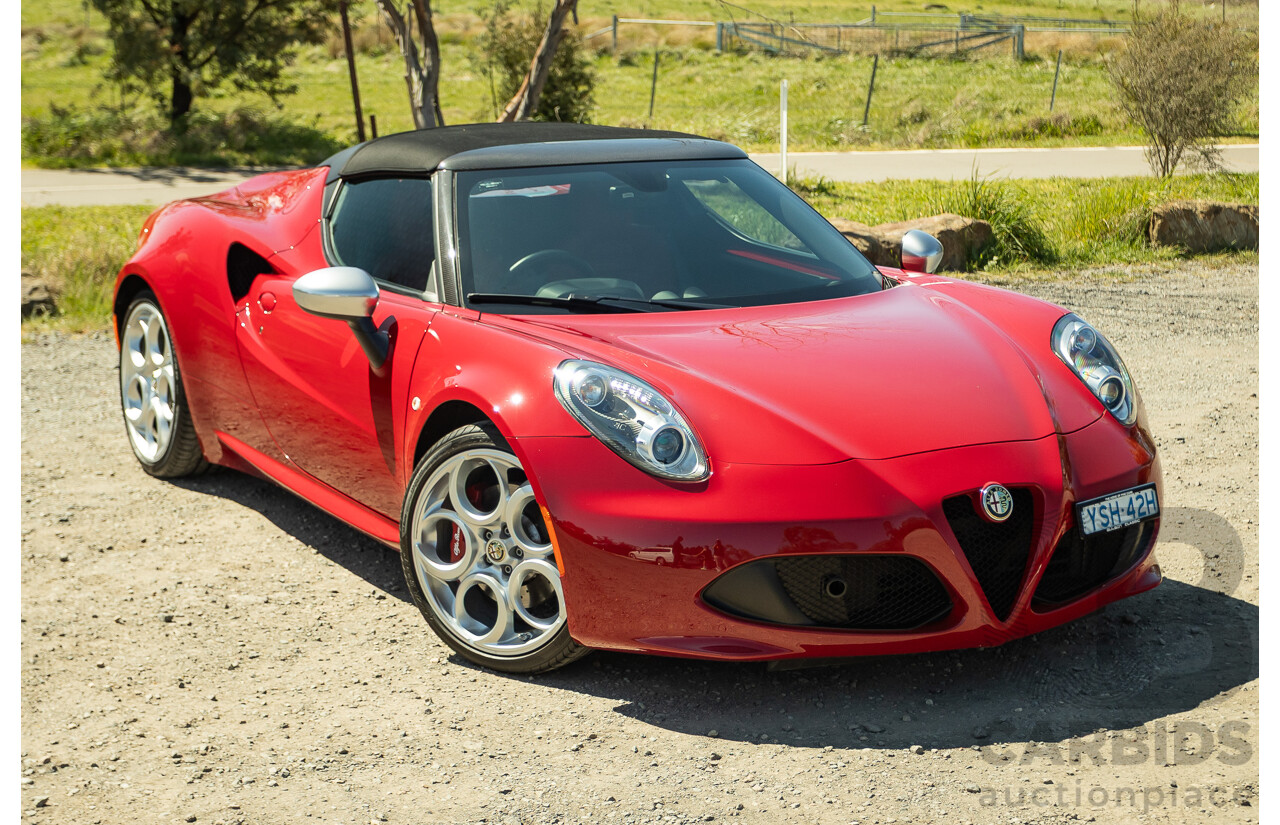 1/2016 Alfa Romeo 4C Spider 2d Convertible Alfa Red Turbo 1.7L