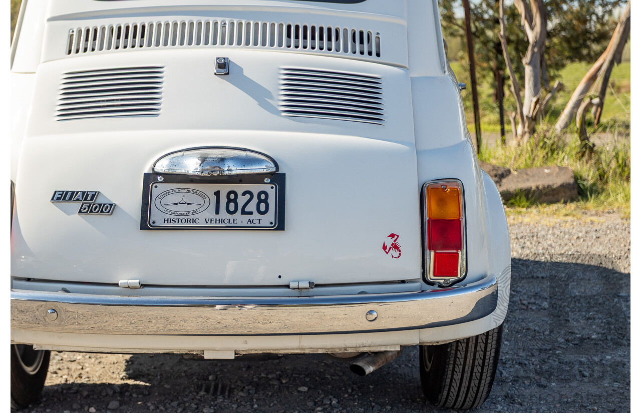 1/1969 Fiat 500 F Sun-Roof 2d Sedan White 0.5L