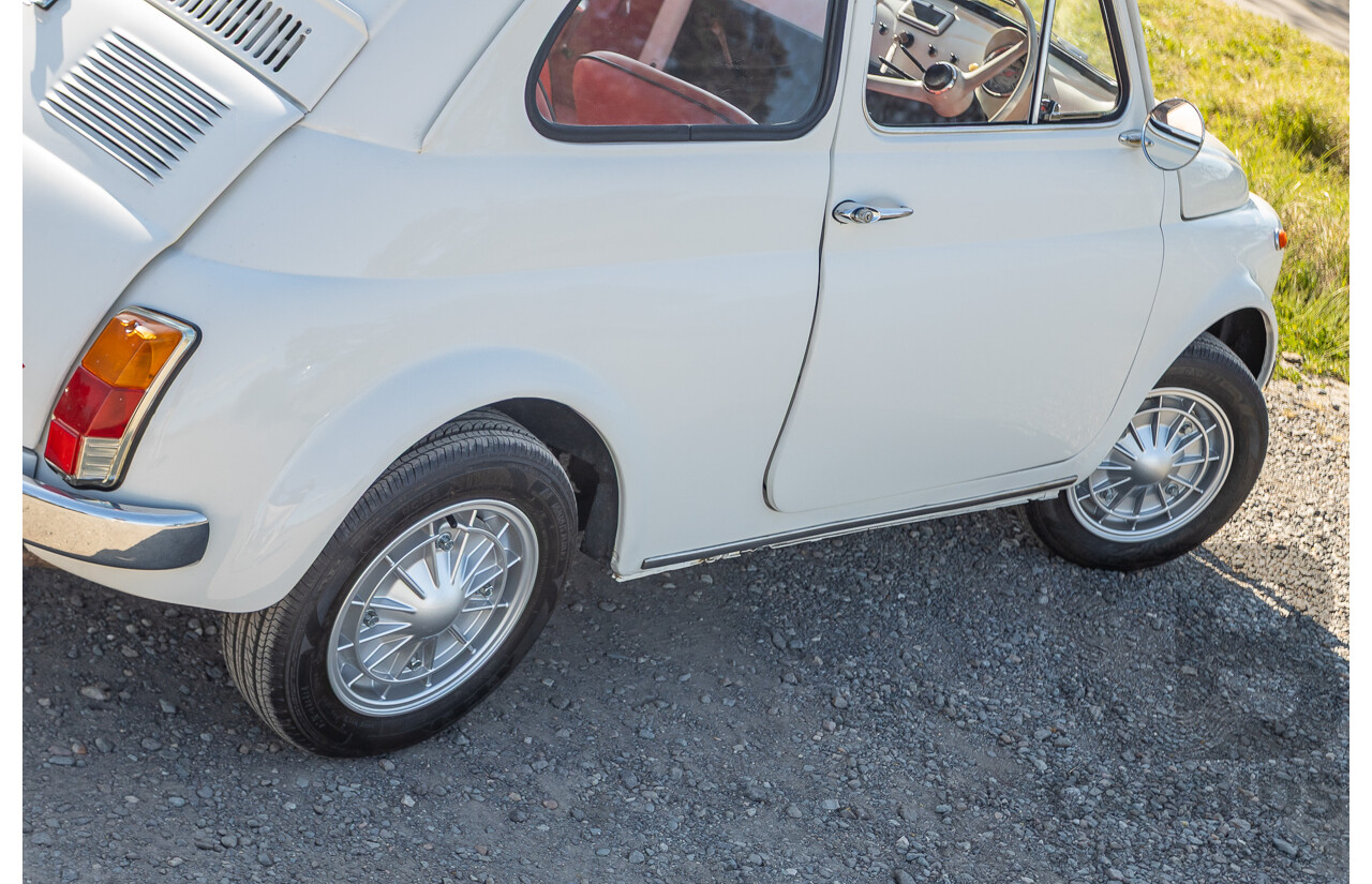 1/1969 Fiat 500 F Sun-Roof 2d Sedan White 0.5L