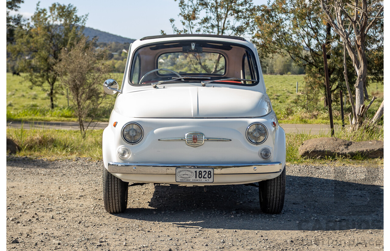 1/1969 Fiat 500 F Sun-Roof 2d Sedan White 0.5L