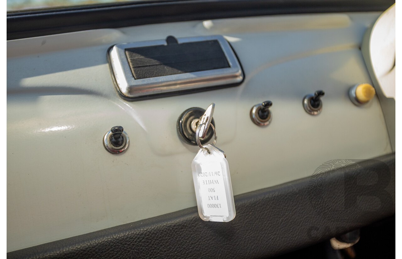 1/1969 Fiat 500 F Sun-Roof 2d Sedan White 0.5L
