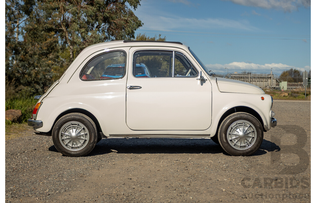 1/1969 Fiat 500 F Sun-Roof 2d Sedan White 0.5L
