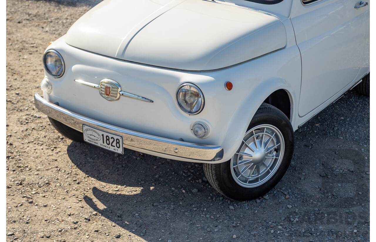 1/1969 Fiat 500 F Sun-Roof 2d Sedan White 0.5L