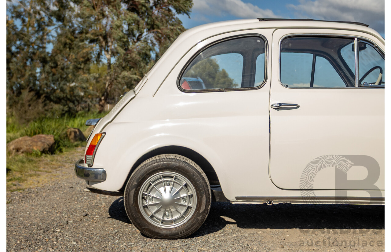 1/1969 Fiat 500 F Sun-Roof 2d Sedan White 0.5L