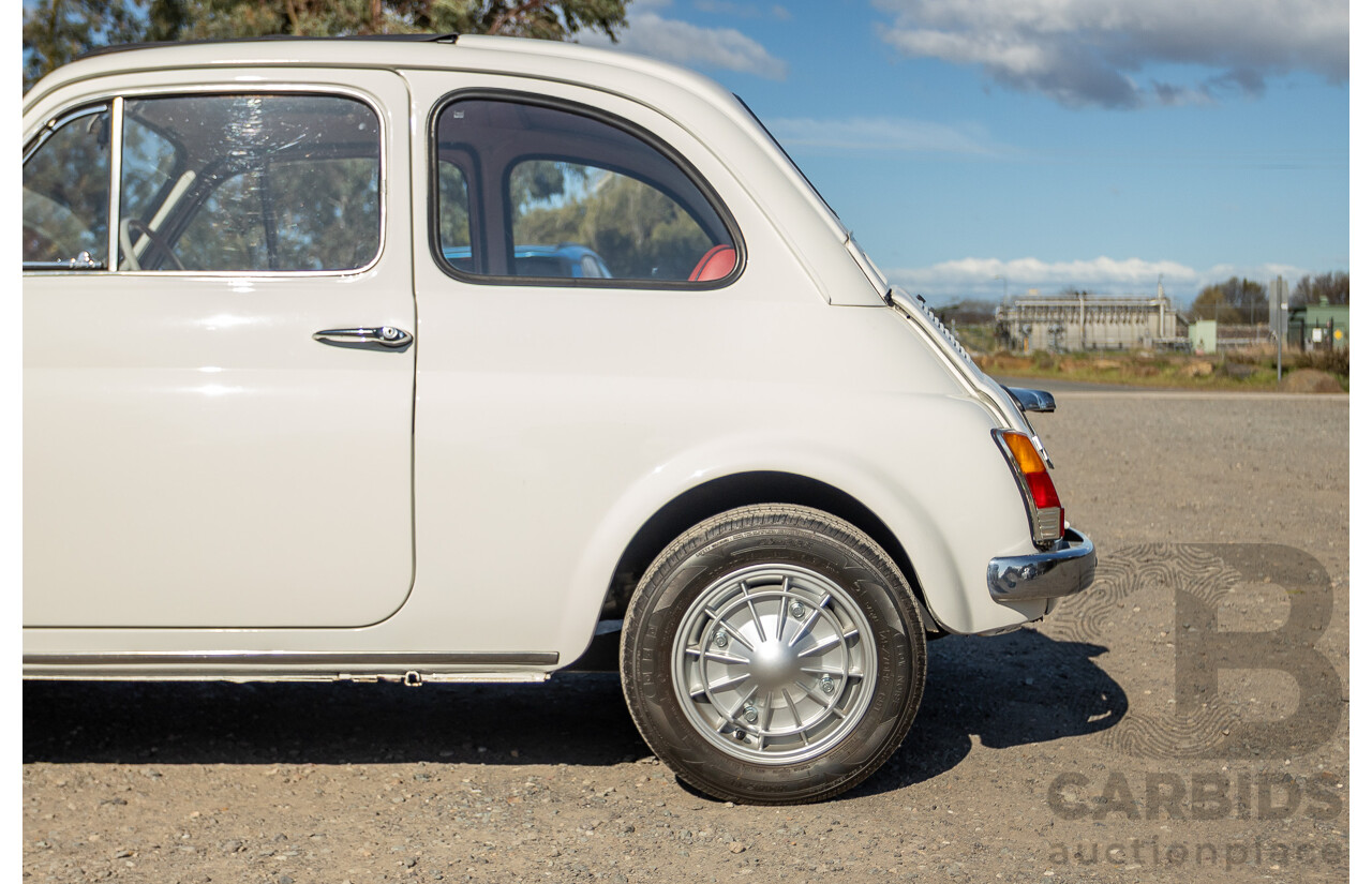 1/1969 Fiat 500 F Sun-Roof 2d Sedan White 0.5L