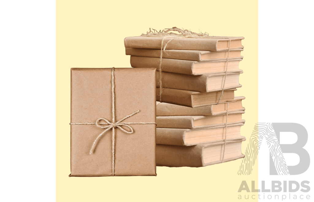 L12 - Adults Mystery Book Pack (x10 Books) Valued at $120