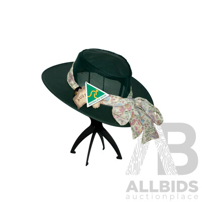 L16 - Green Leather Hat