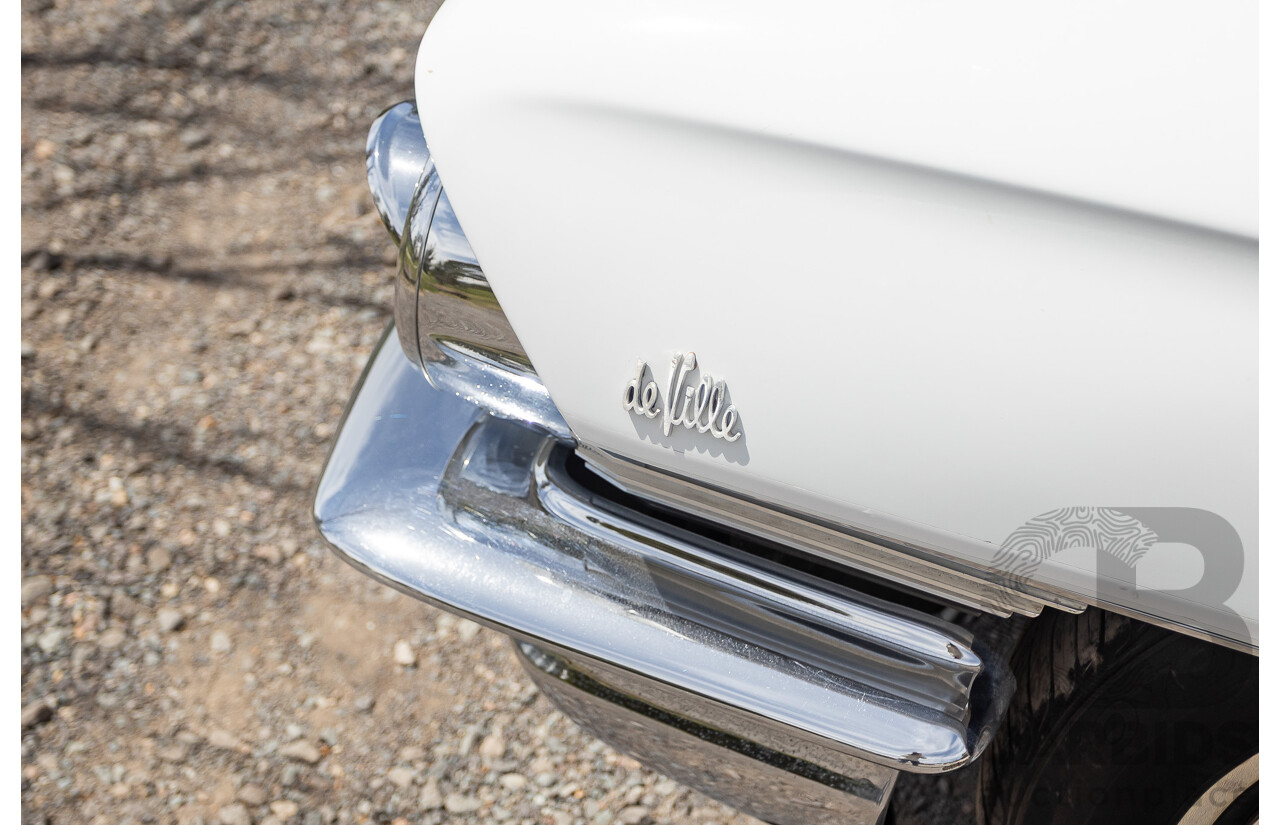 01/1961 Cadillac DeVille Short Deck 4d Sedan White V8 6.4L