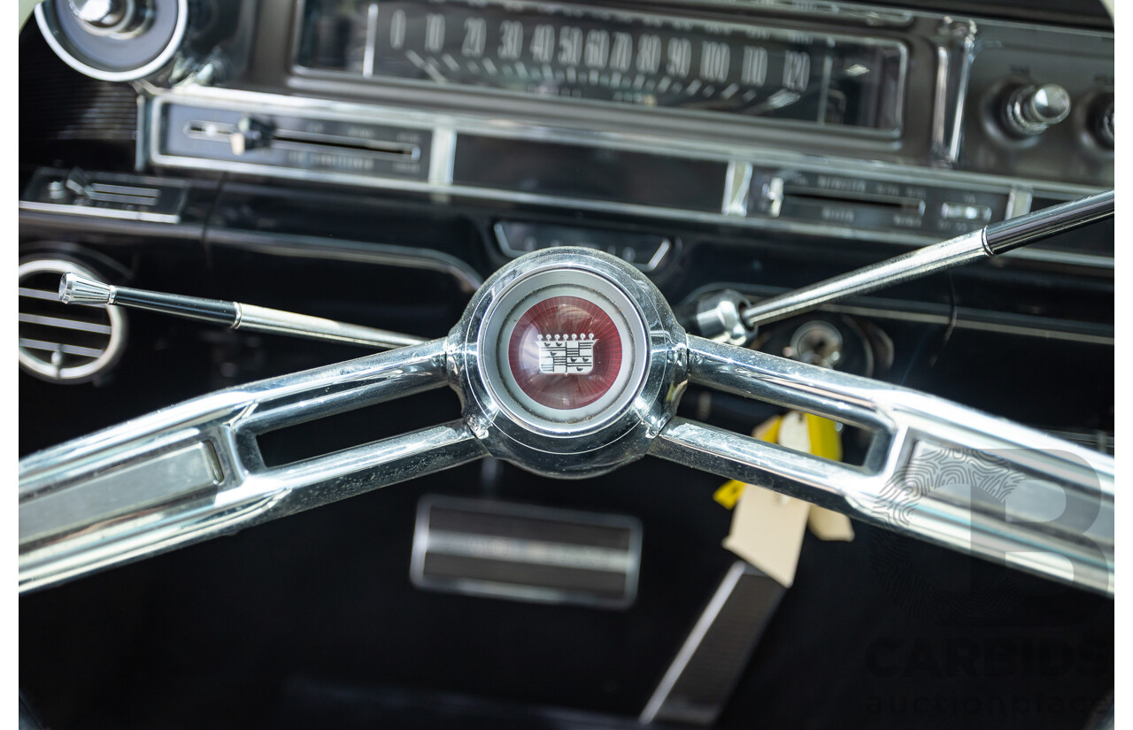 01/1961 Cadillac DeVille Short Deck 4d Sedan White V8 6.4L