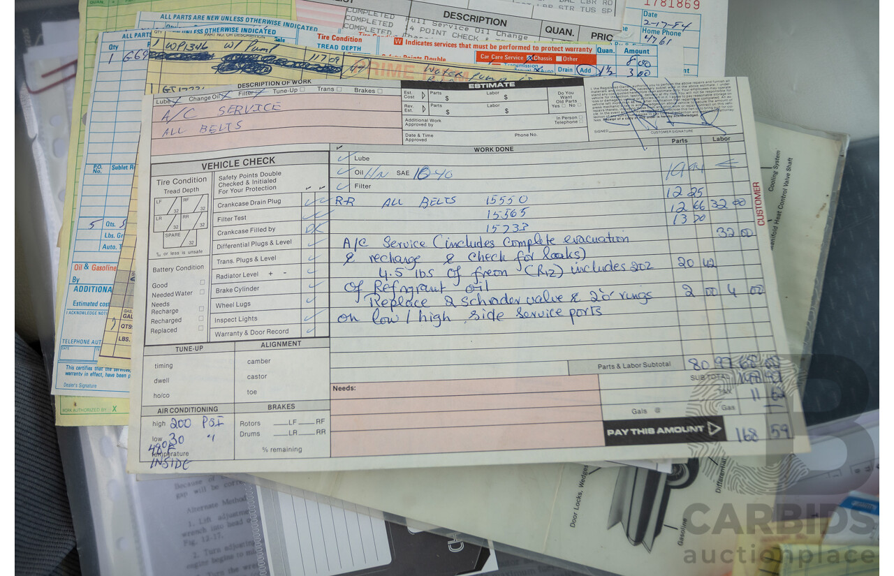 01/1961 Cadillac DeVille Short Deck 4d Sedan White V8 6.4L