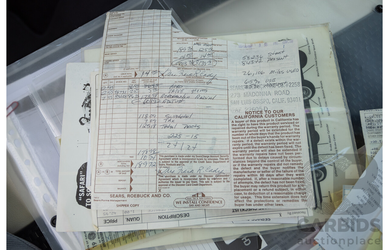 01/1961 Cadillac DeVille Short Deck 4d Sedan White V8 6.4L