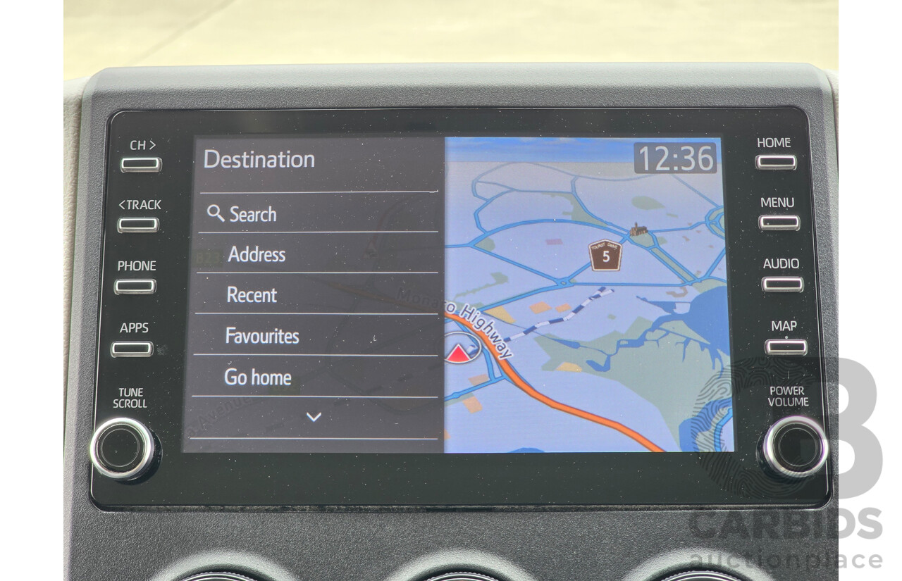 05/2022 Toyota Hiace LWB GDH300R 4d Van French Vanilla White Turbo Diesel 2.8L