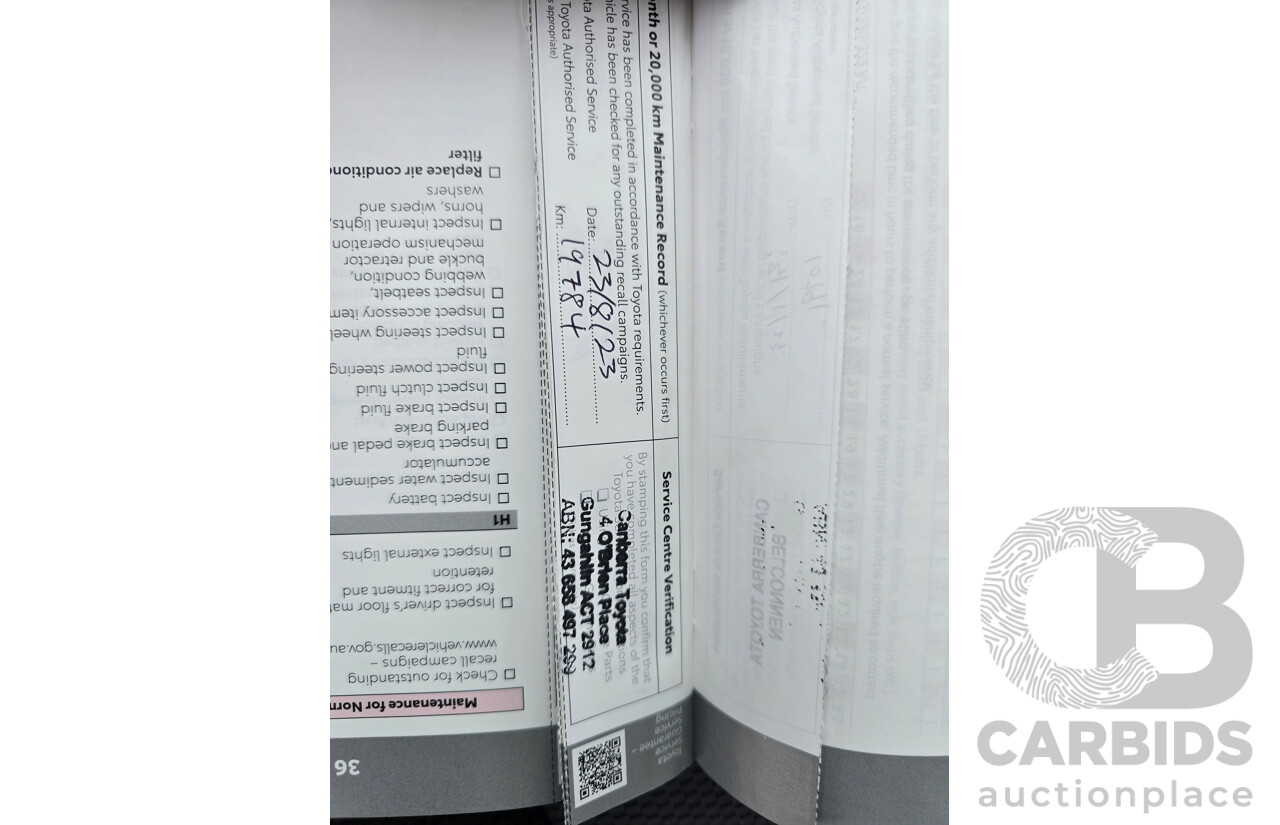 05/2022 Toyota Hiace LWB GDH300R 4d Van French Vanilla White Turbo Diesel 2.8L