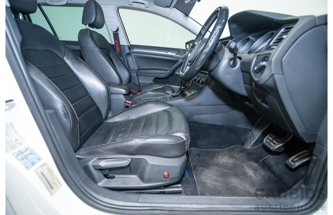 02/2017 Volkswagen Golf Alltrack 132 TSI (AWD) AU MY17 4D Wagon Pure White Turbo 1.8L