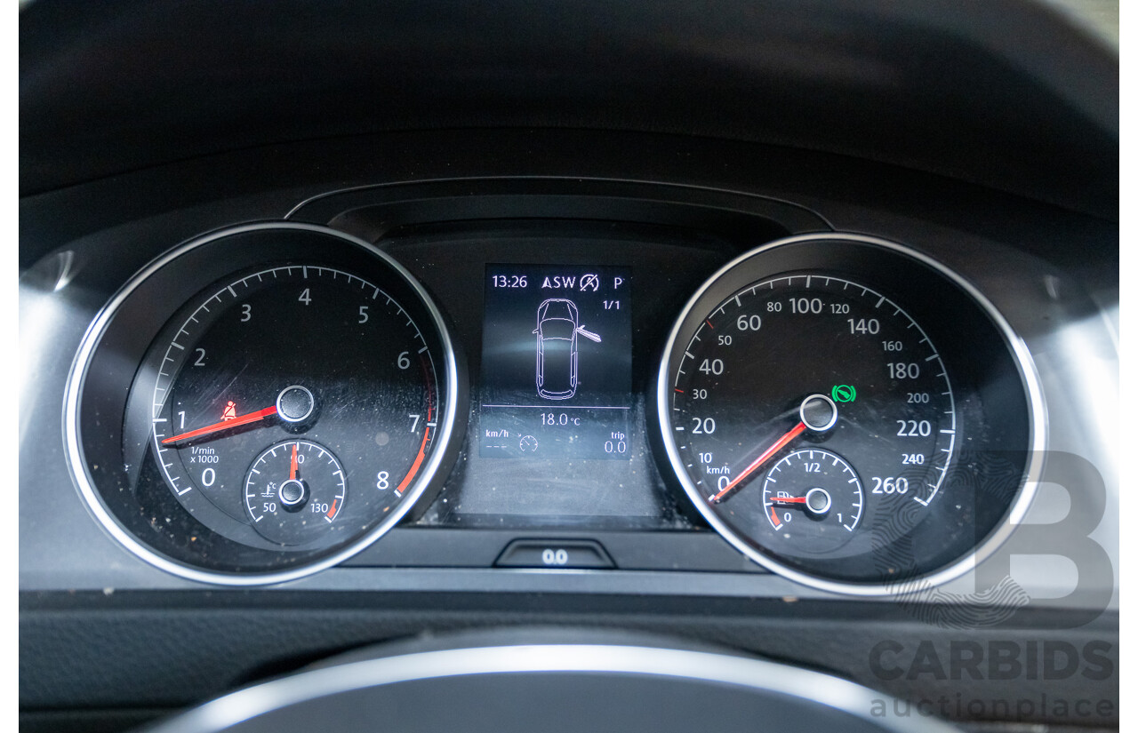 02/2017 Volkswagen Golf Alltrack 132 TSI (AWD) AU MY17 4D Wagon Pure White Turbo 1.8L