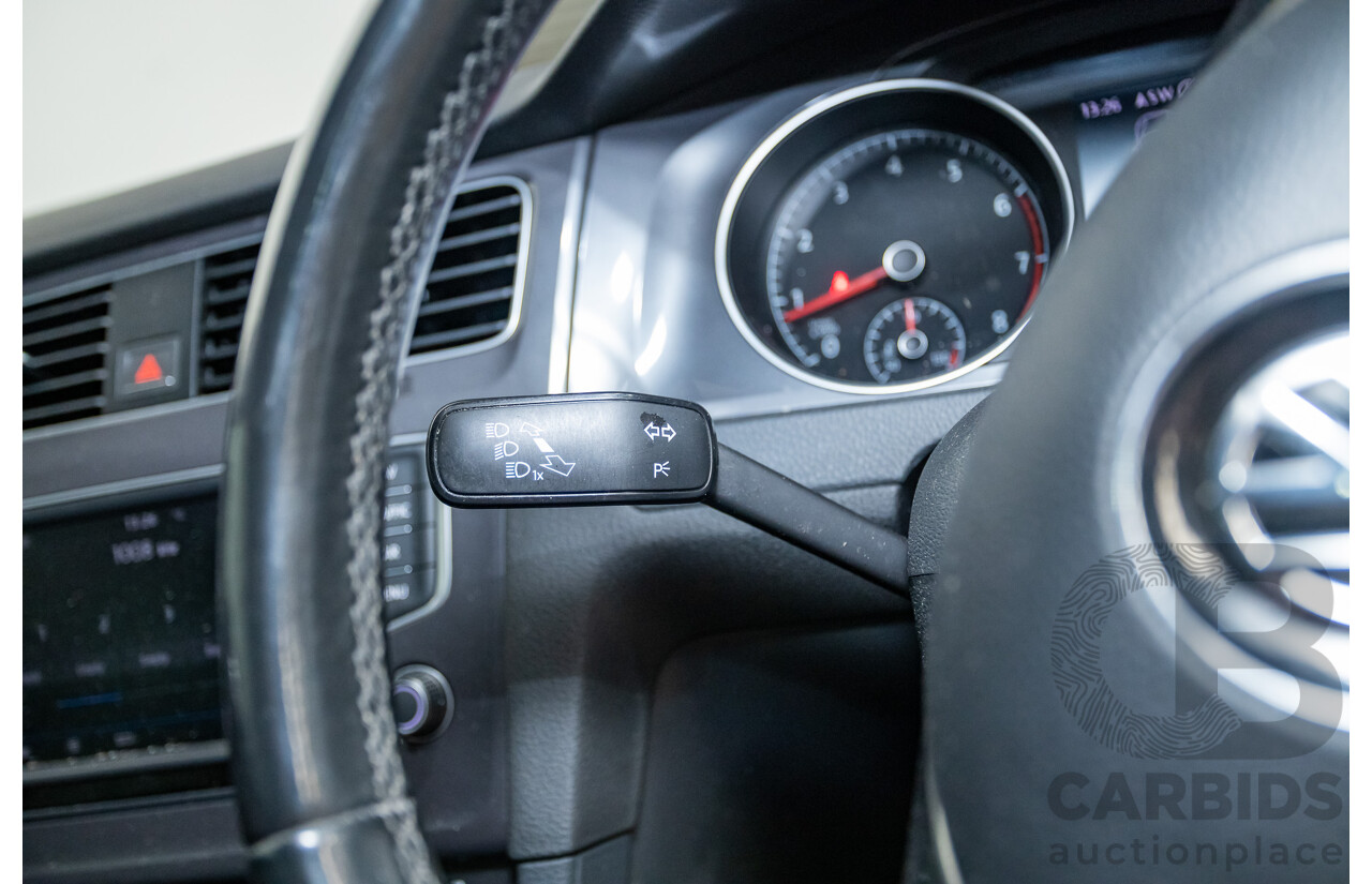 02/2017 Volkswagen Golf Alltrack 132 TSI (AWD) AU MY17 4D Wagon Pure White Turbo 1.8L