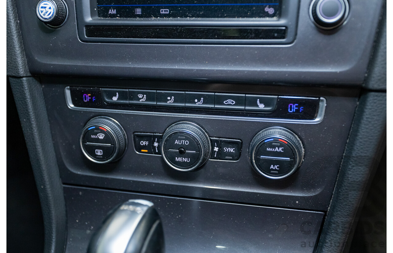 02/2017 Volkswagen Golf Alltrack 132 TSI (AWD) AU MY17 4D Wagon Pure White Turbo 1.8L