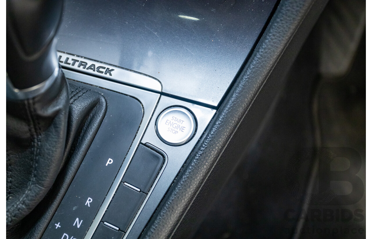 02/2017 Volkswagen Golf Alltrack 132 TSI (AWD) AU MY17 4D Wagon Pure White Turbo 1.8L