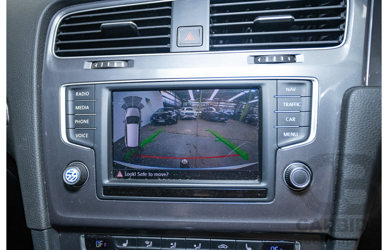 02/2017 Volkswagen Golf Alltrack 132 TSI (AWD) AU MY17 4D Wagon Pure White Turbo 1.8L